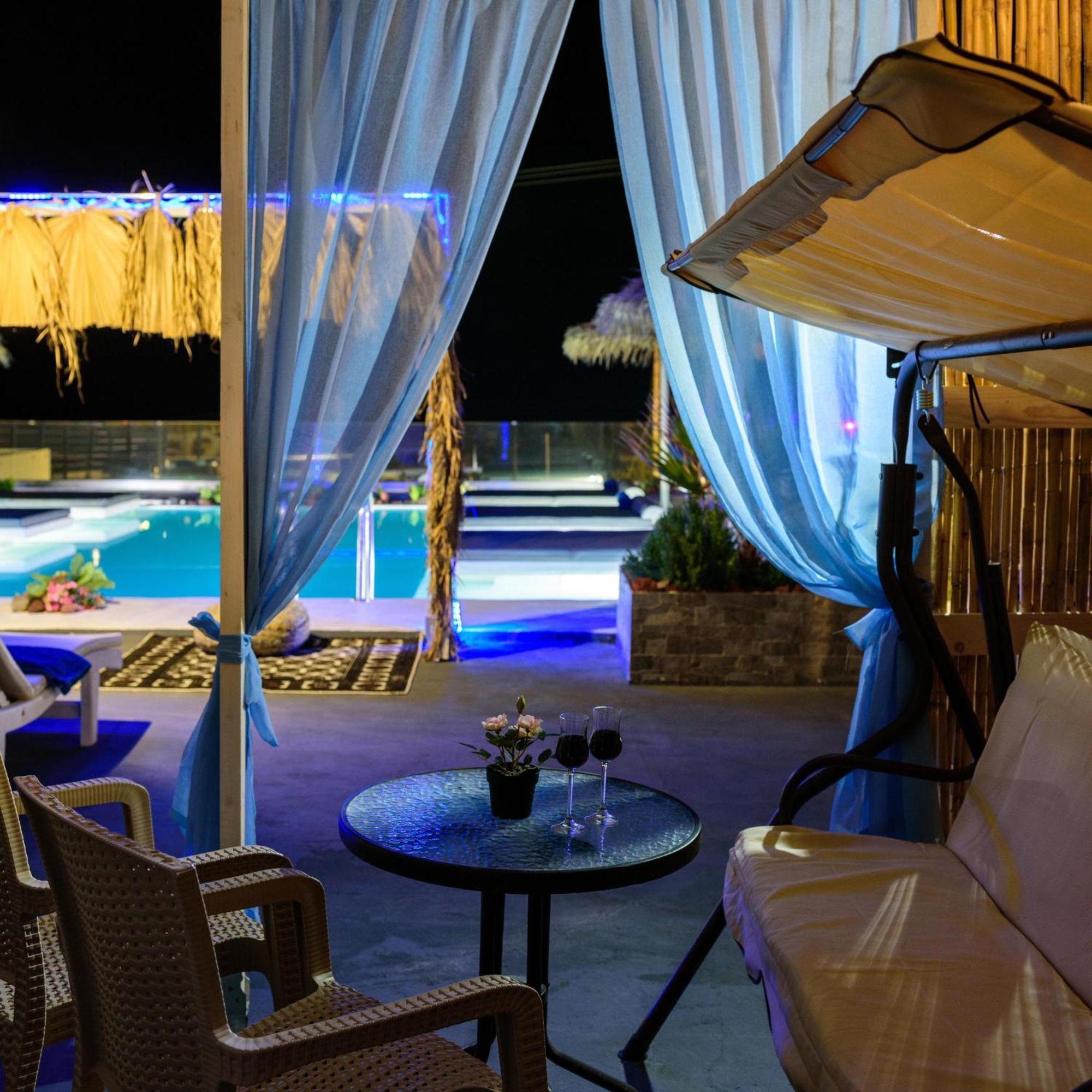 Nalu Suites Fira  Eksteriør bilde